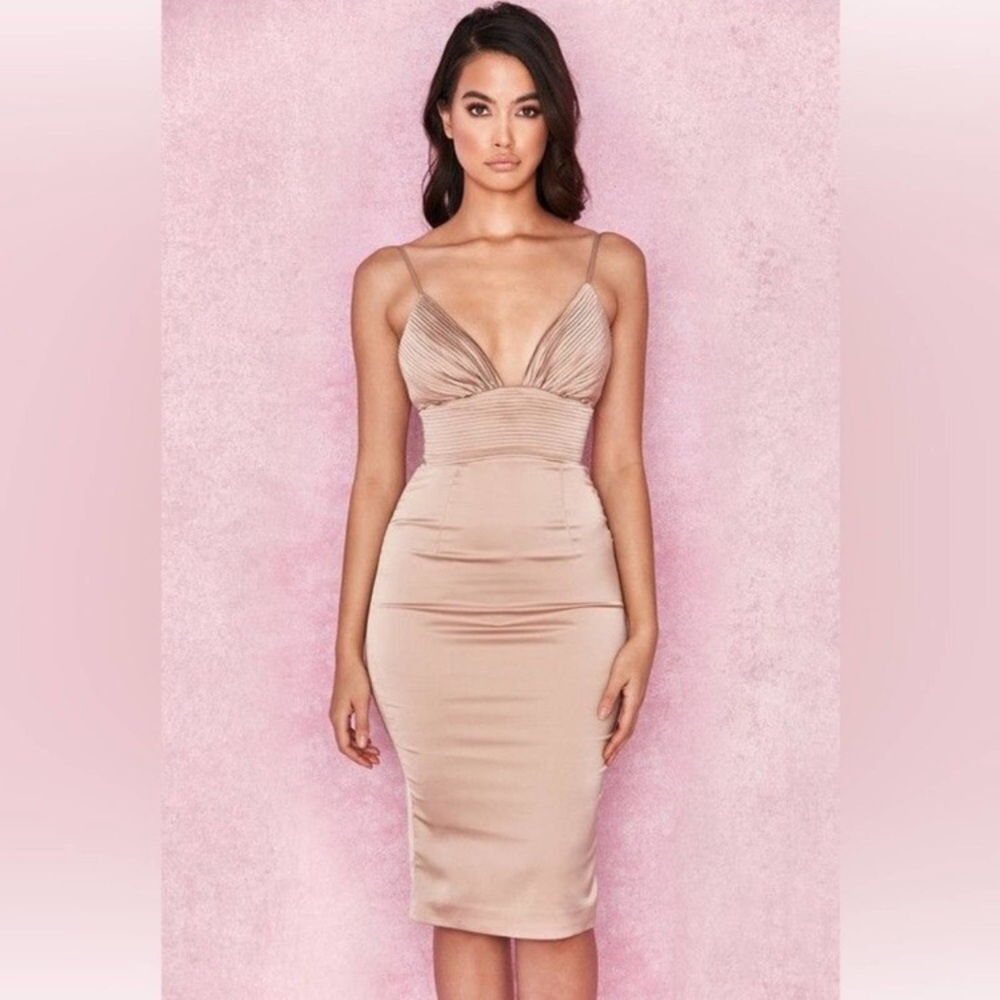 ❗️ CLOSING SALE ❗️HOUSE OF CB RONEL CHAMPAGNE PIN TUCK DRESS
